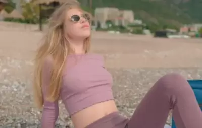 Парень изменил жене с бывшей телкой и два дня ебал сучку в номере отеля