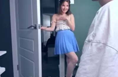 Брат нашел порно видео сестры на сайте для взрослых