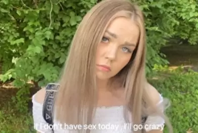 Мы с тобой неделю женаты и еще ни разу не ебались, а мне уже очень хочется!